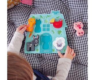 Djeco      -      Puzzle Filcowy Domek z Drewnianymi Puzzlami Mouki Dj01072